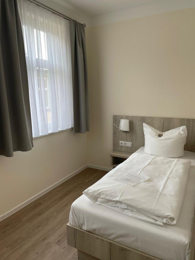 Hotel Adler 루돌슈타트 외부 사진