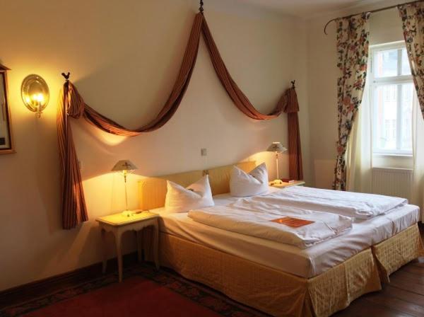Hotel Adler 루돌슈타트 외부 사진
